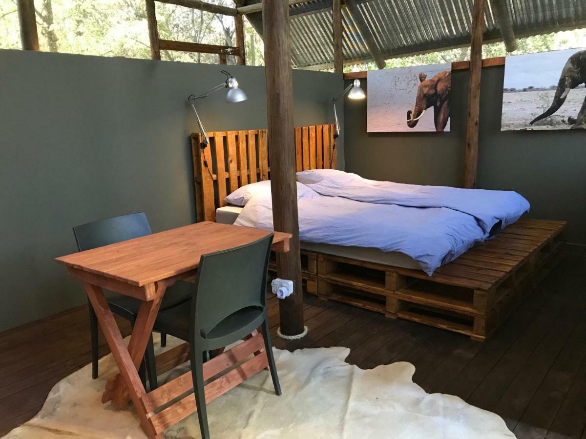 Phazama Farm Villa Maun Exteriör bild